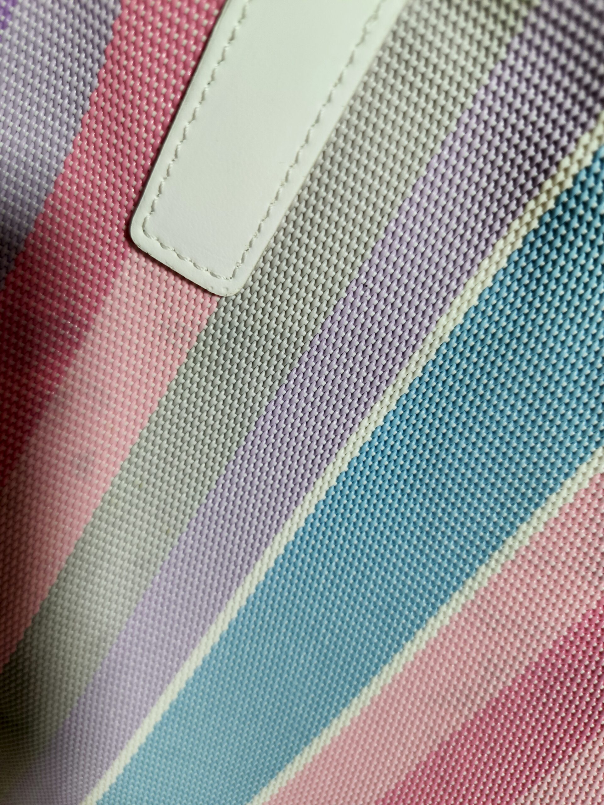 dual-sided design bag - Image 4