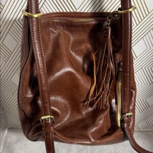 Convertible shoulder bags